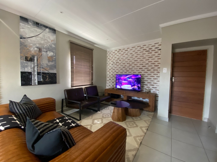 3 Bedroom Property for Sale in Lion Pride Gauteng