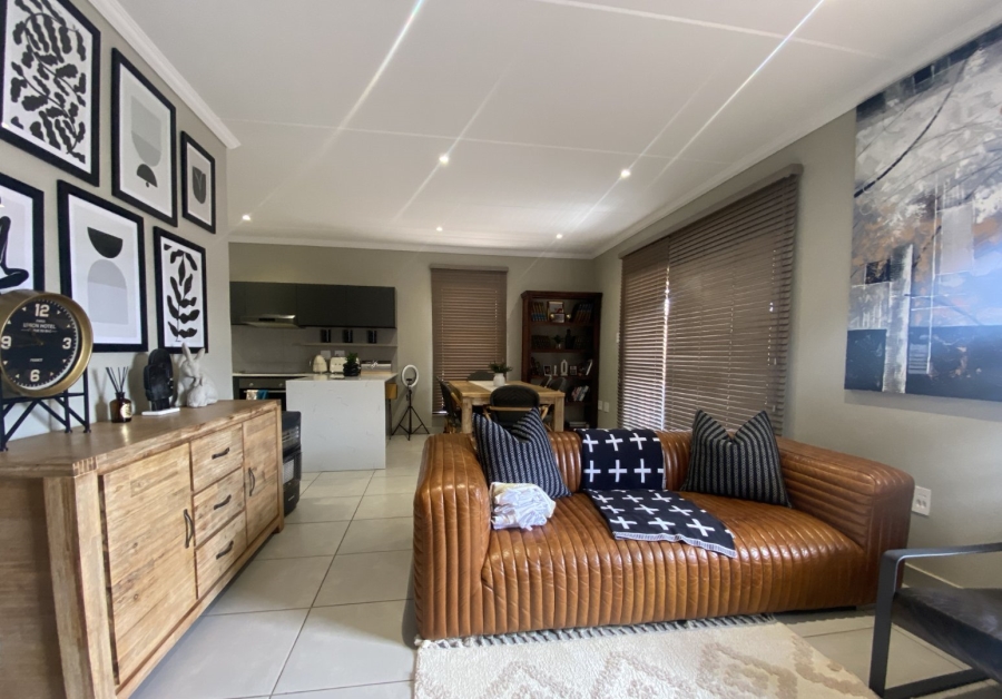 3 Bedroom Property for Sale in Lion Pride Gauteng