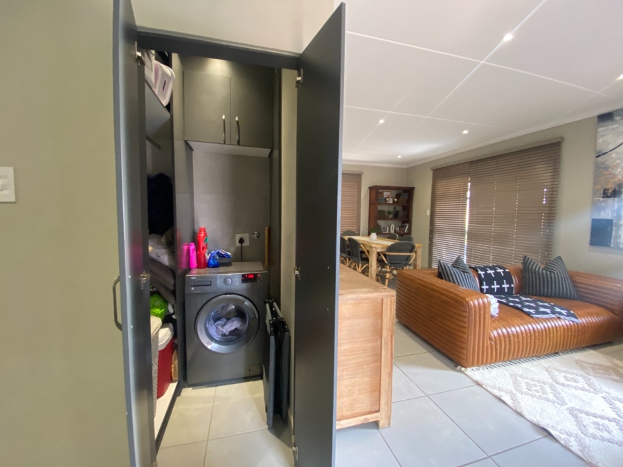 3 Bedroom Property for Sale in Lion Pride Gauteng