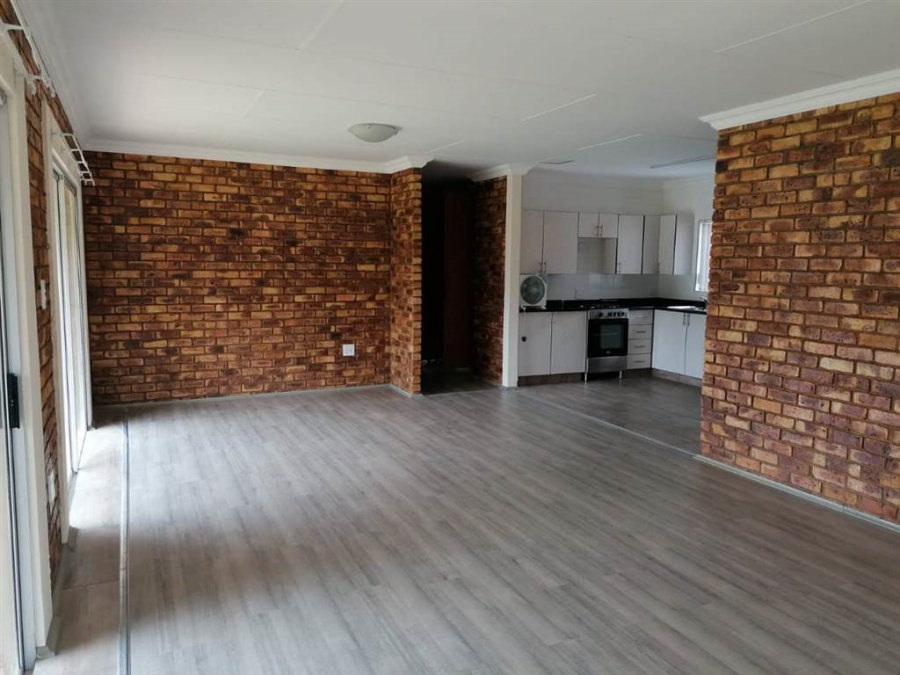 To Let 3 Bedroom Property for Rent in Fairlead Gauteng