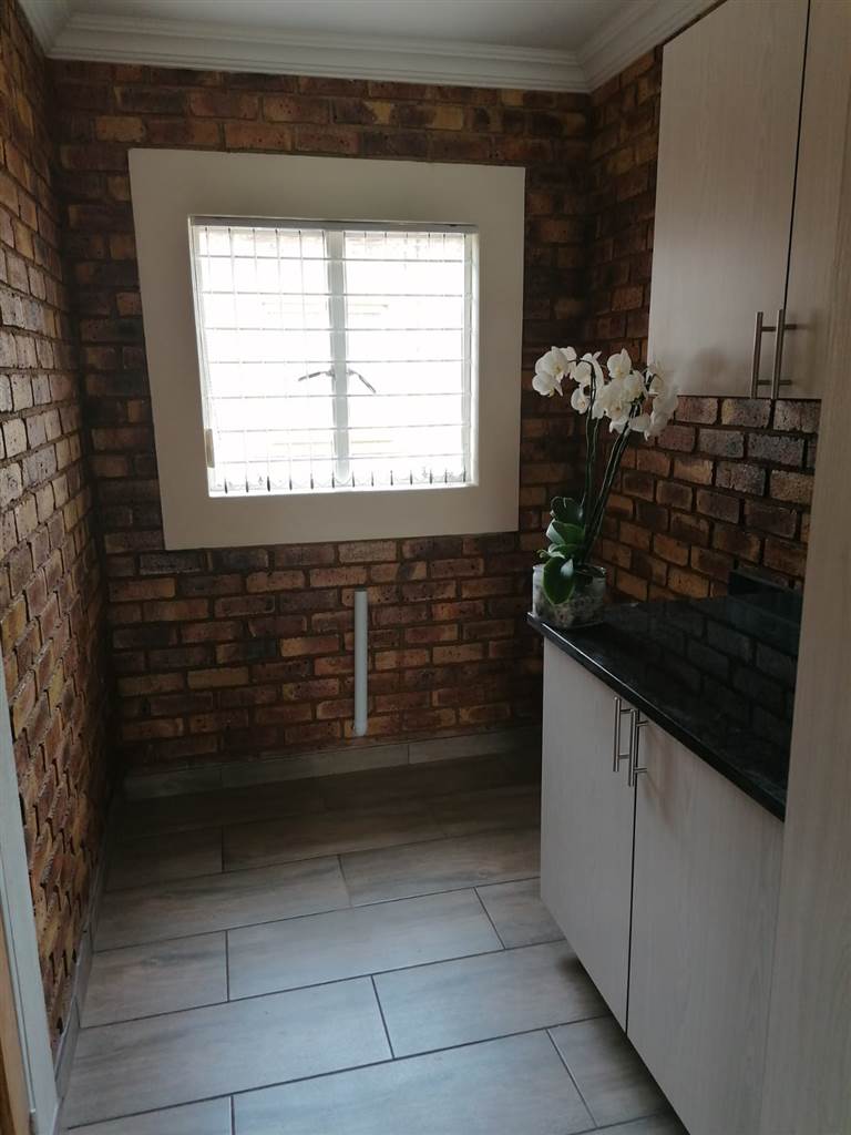 To Let 3 Bedroom Property for Rent in Fairlead Gauteng