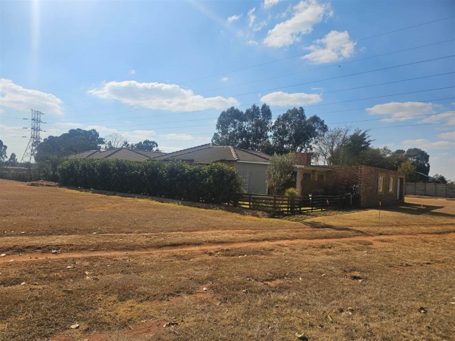 To Let 3 Bedroom Property for Rent in Fairlead Gauteng