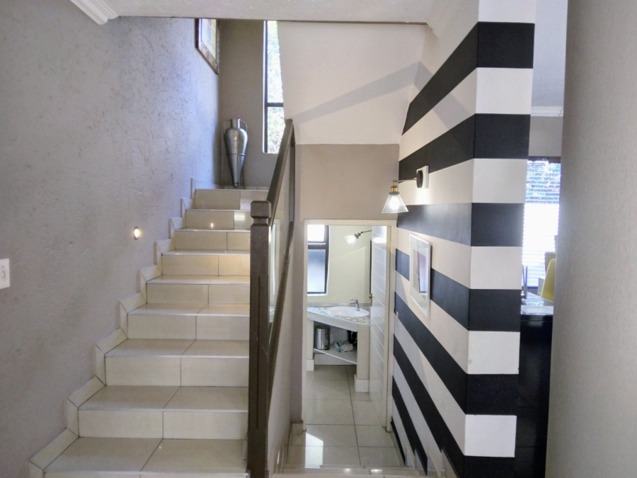 To Let 4 Bedroom Property for Rent in Kyalami Estates Gauteng