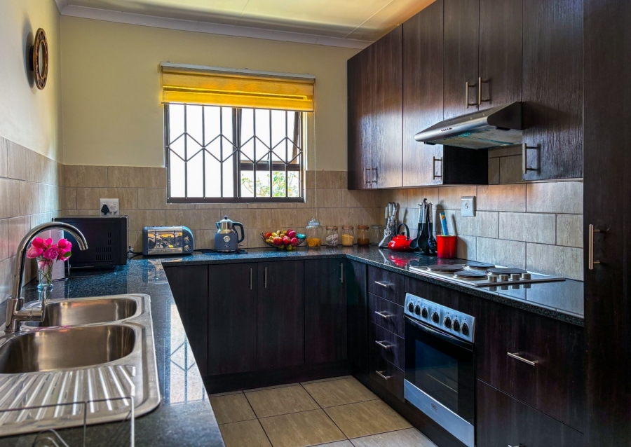 4 Bedroom Property for Sale in Noordwyk Gauteng