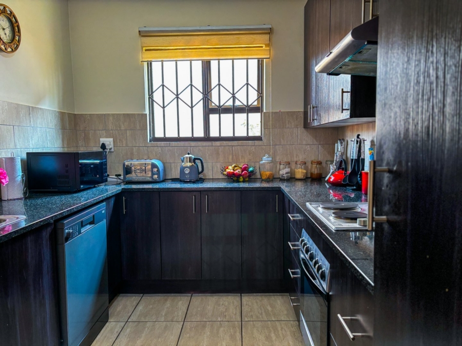 4 Bedroom Property for Sale in Noordwyk Gauteng