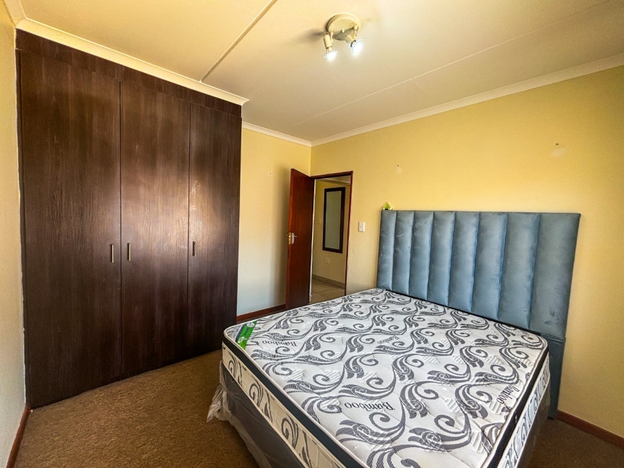 4 Bedroom Property for Sale in Noordwyk Gauteng