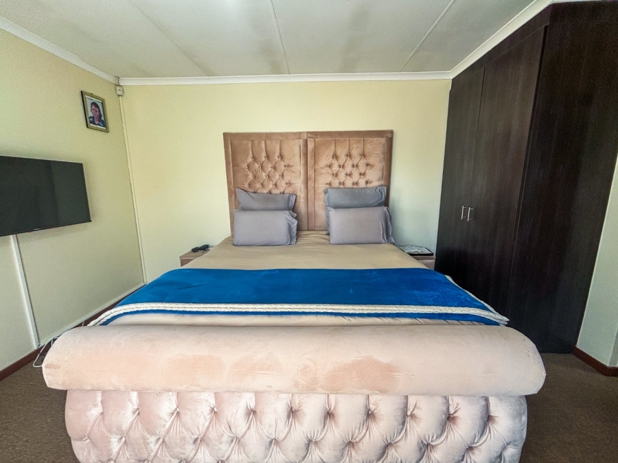 4 Bedroom Property for Sale in Noordwyk Gauteng
