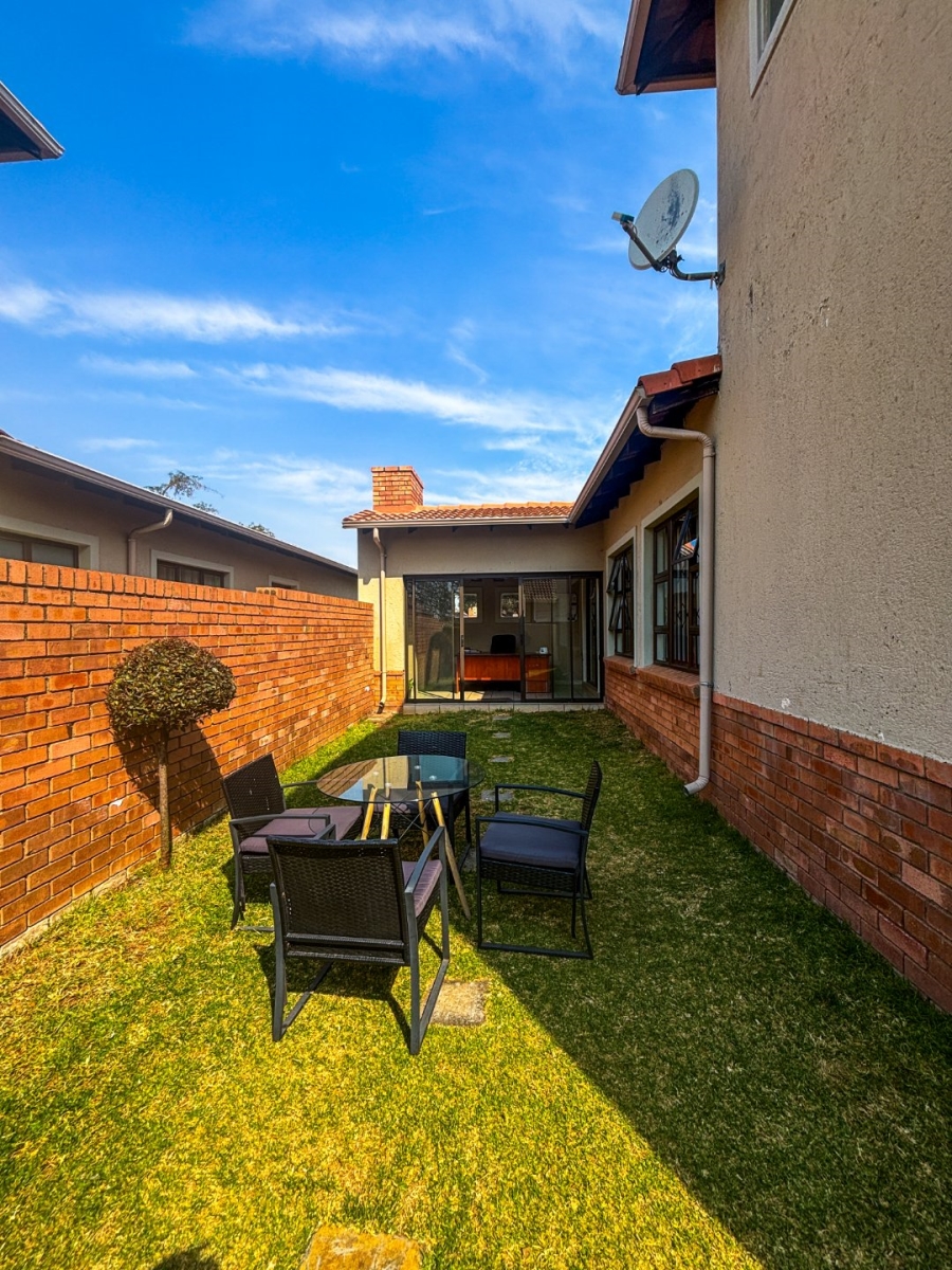 4 Bedroom Property for Sale in Noordwyk Gauteng