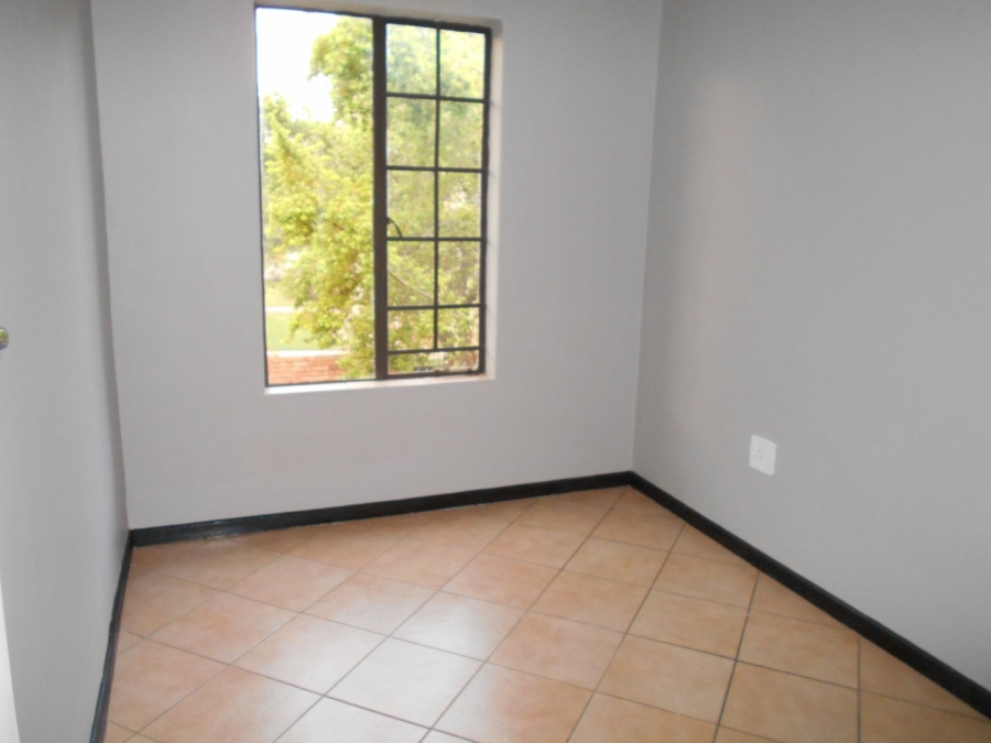 2 Bedroom Property for Sale in Eco Park Gauteng
