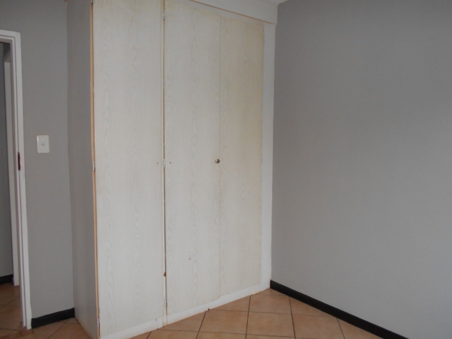 2 Bedroom Property for Sale in Eco Park Gauteng