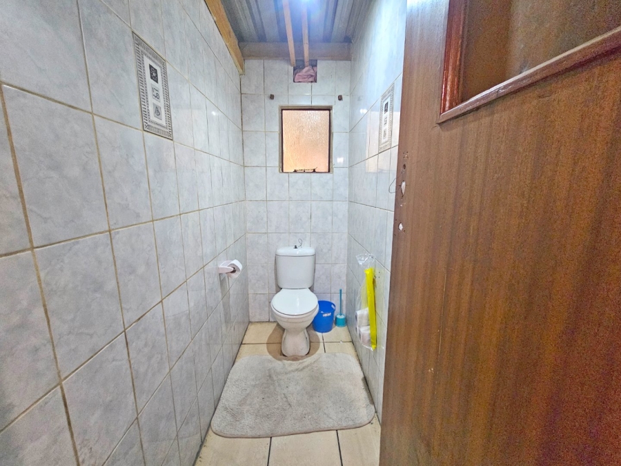 5 Bedroom Property for Sale in Endicott Gauteng