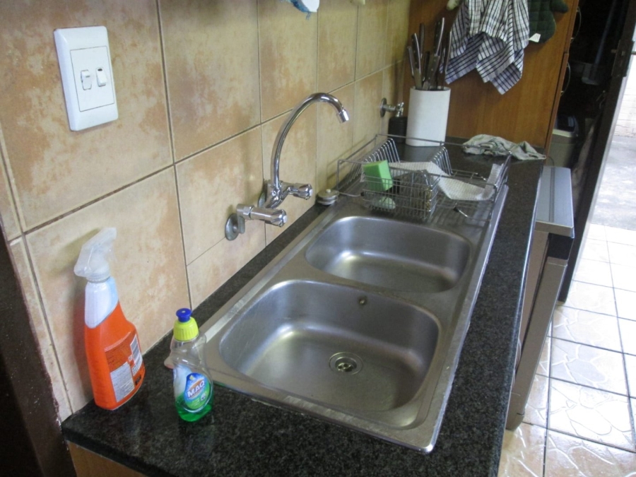 3 Bedroom Property for Sale in Edleen Gauteng