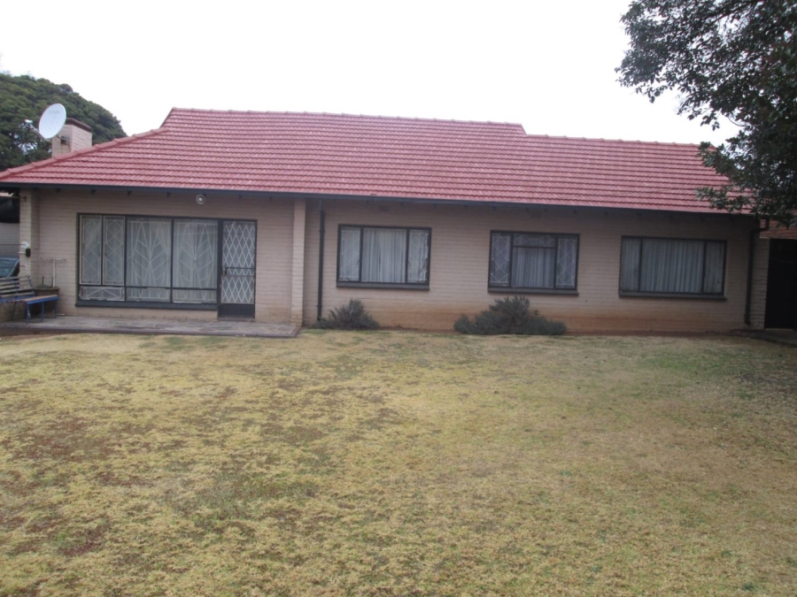 3 Bedroom Property for Sale in Edleen Gauteng