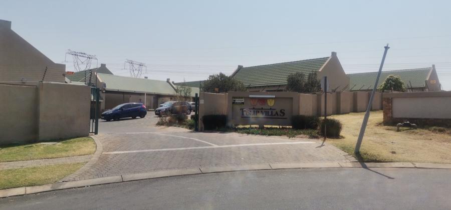 2 Bedroom Property for Sale in Kosmosdal Gauteng