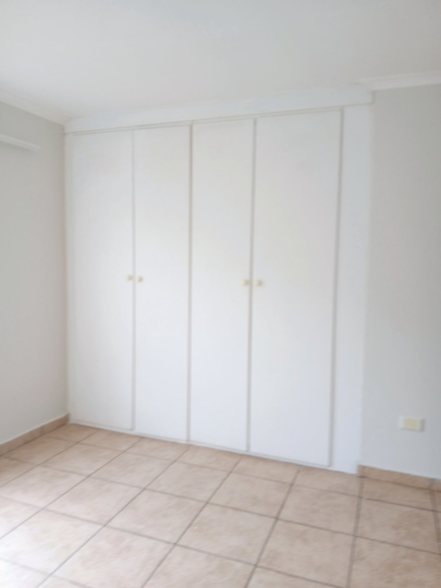 To Let 2 Bedroom Property for Rent in Kosmosdal Gauteng