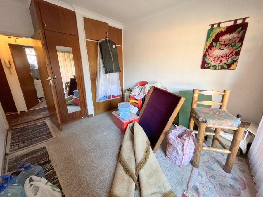 5 Bedroom Property for Sale in Florida Park Gauteng