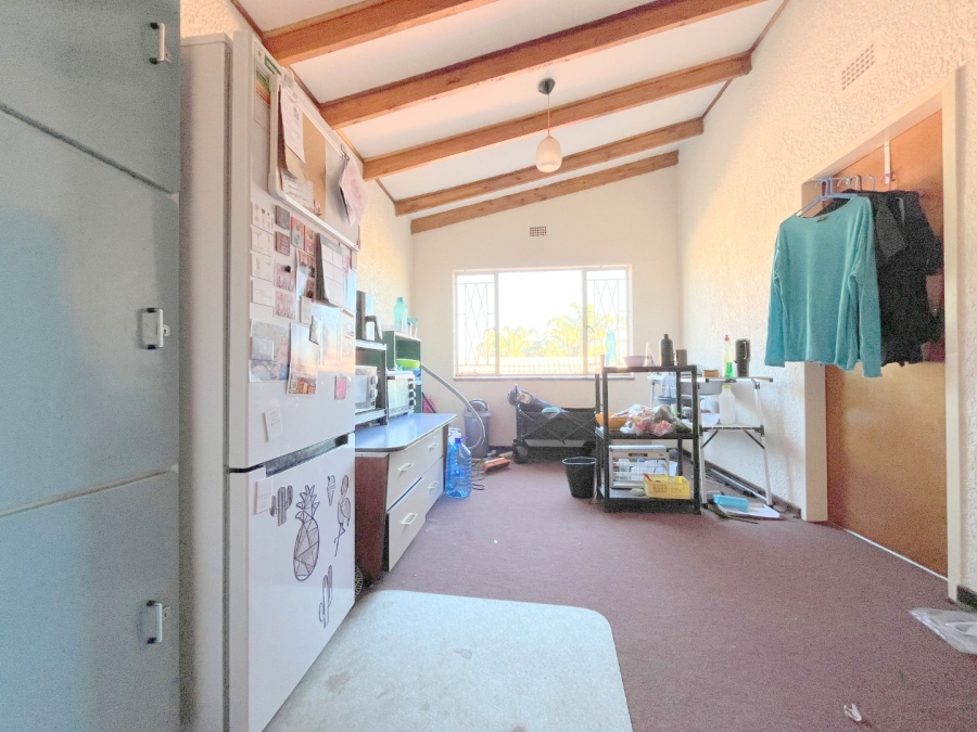 5 Bedroom Property for Sale in Florida Park Gauteng