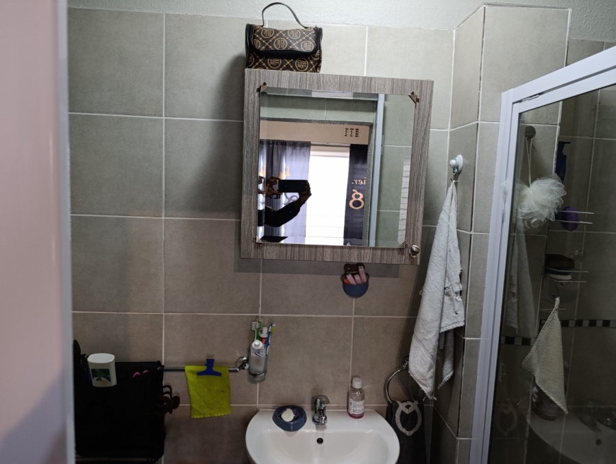 3 Bedroom Property for Sale in Klippoortjie Gauteng