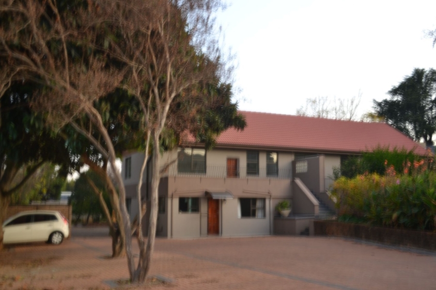 To Let 2 Bedroom Property for Rent in Victory Park Gauteng