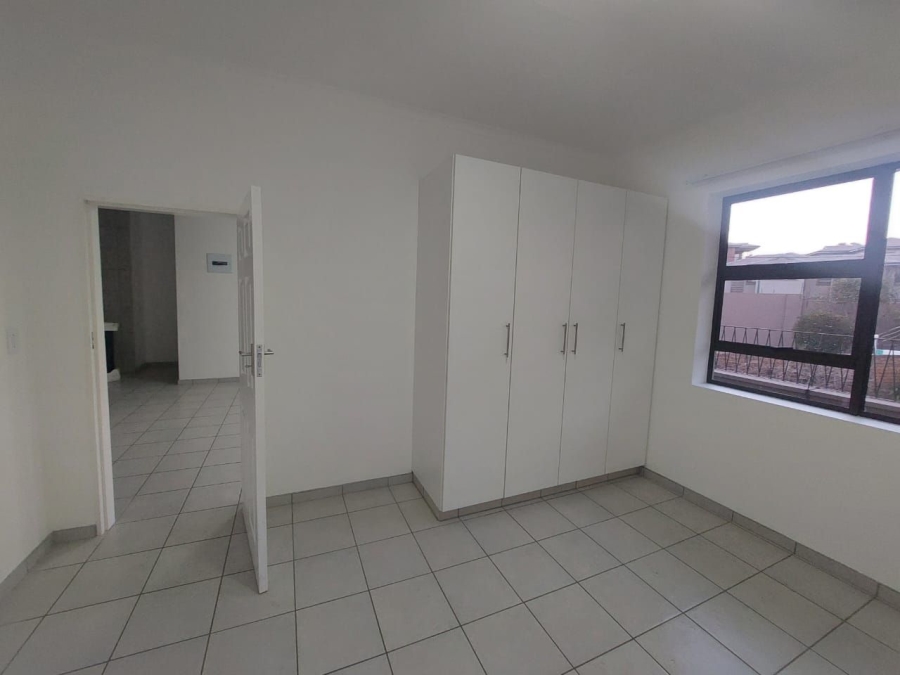 To Let 2 Bedroom Property for Rent in Victory Park Gauteng
