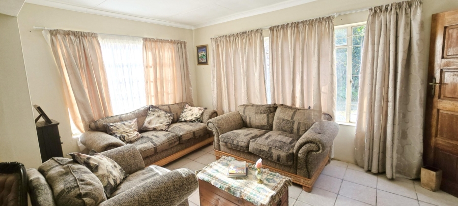 2 Bedroom Property for Sale in Kleinfontein A H Gauteng