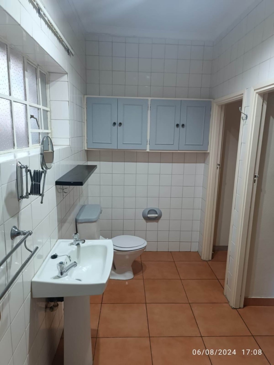 To Let 1 Bedroom Property for Rent in Bedfordview Gauteng