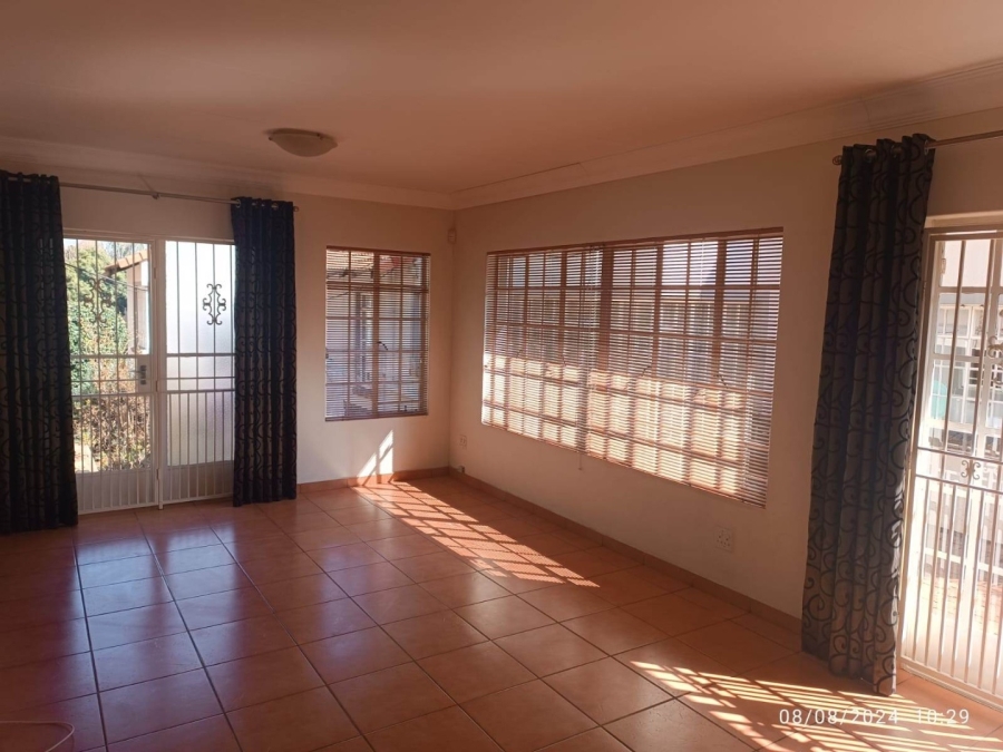 To Let 1 Bedroom Property for Rent in Bedfordview Gauteng