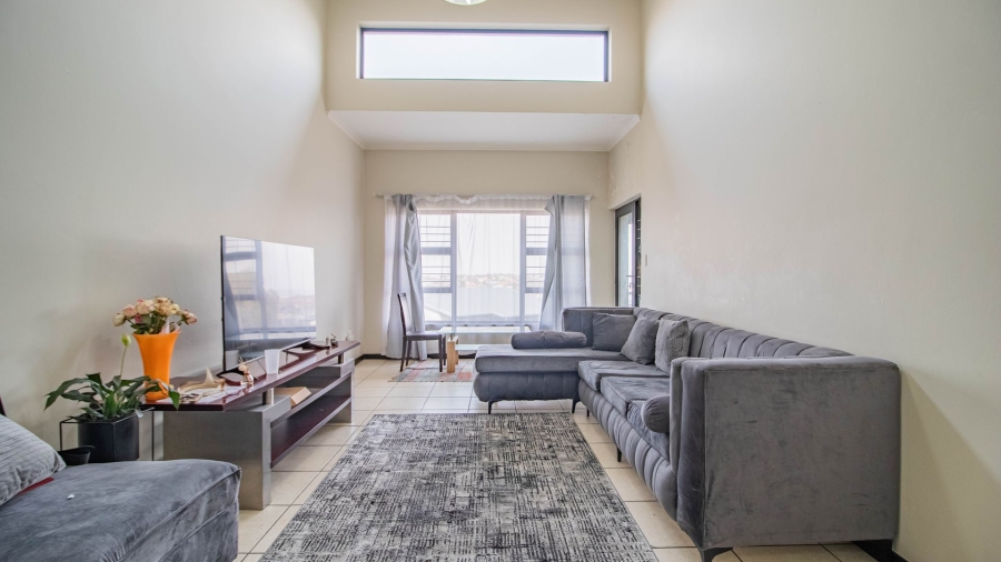 2 Bedroom Property for Sale in Oakdene Gauteng