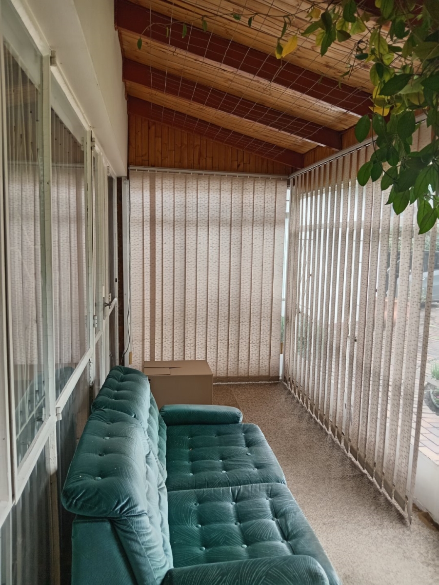 3 Bedroom Property for Sale in Bonaero Park Gauteng
