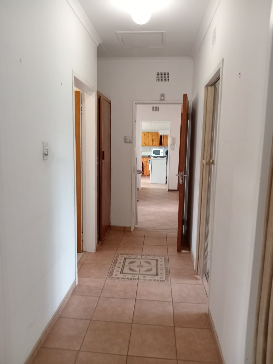 3 Bedroom Property for Sale in Bonaero Park Gauteng