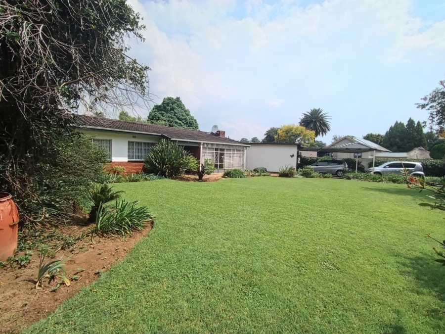 3 Bedroom Property for Sale in Bonaero Park Gauteng
