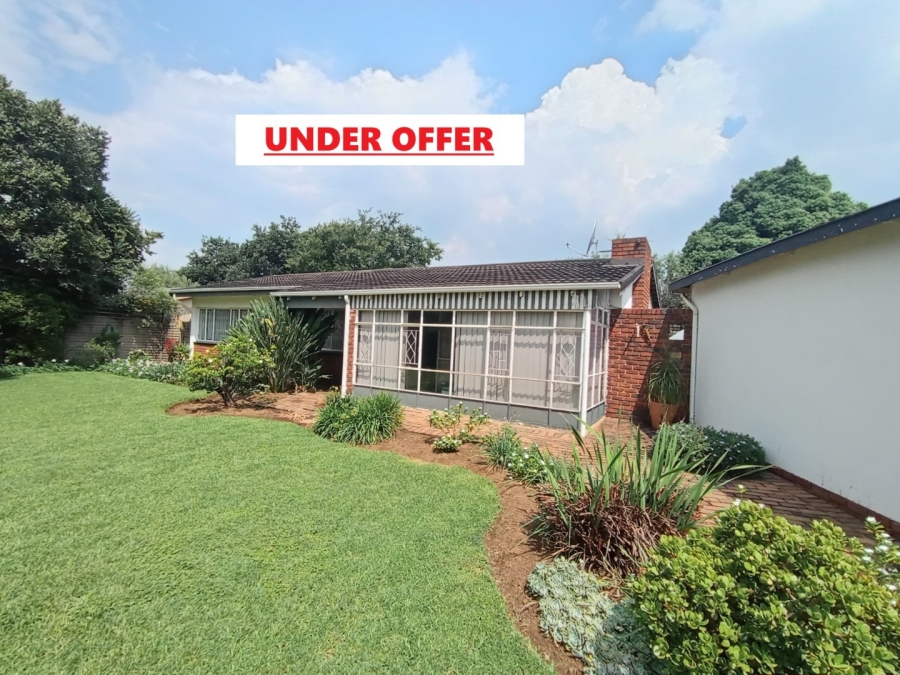 3 Bedroom Property for Sale in Bonaero Park Gauteng