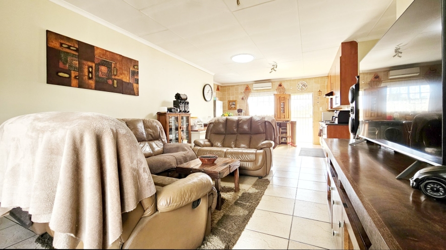 3 Bedroom Property for Sale in Kookrus Gauteng