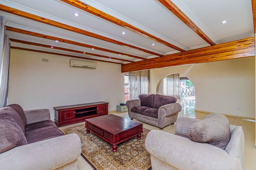5 Bedroom Property for Sale in Glenvista Gauteng