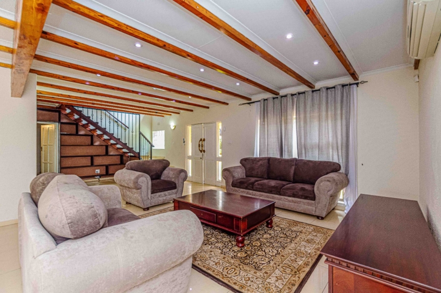5 Bedroom Property for Sale in Glenvista Gauteng