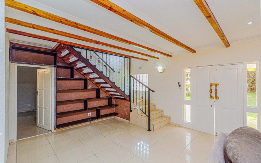 5 Bedroom Property for Sale in Glenvista Gauteng