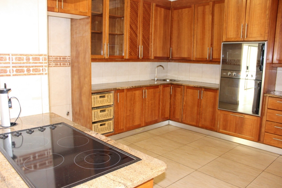 6 Bedroom Property for Sale in Eldo Village Estate Gauteng