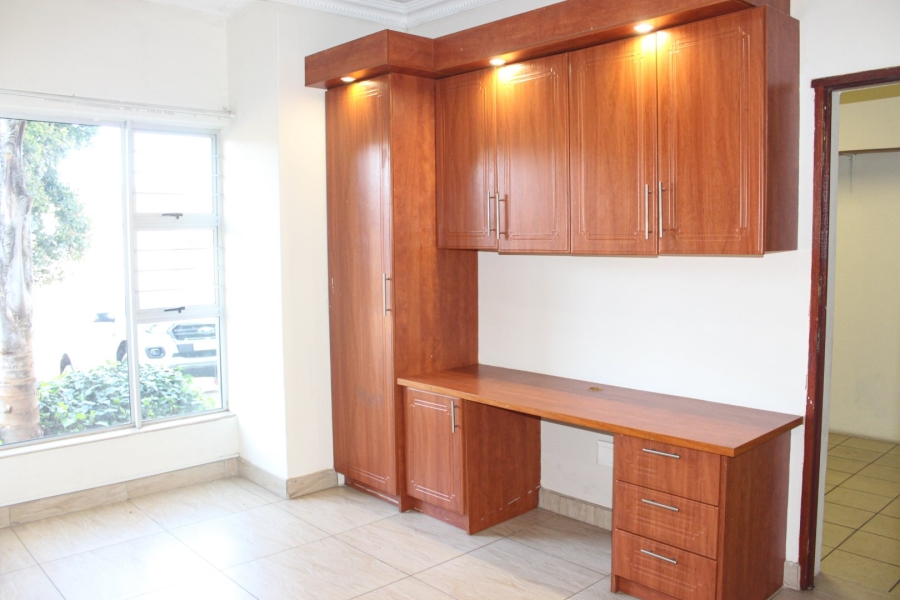 6 Bedroom Property for Sale in Eldo Village Estate Gauteng