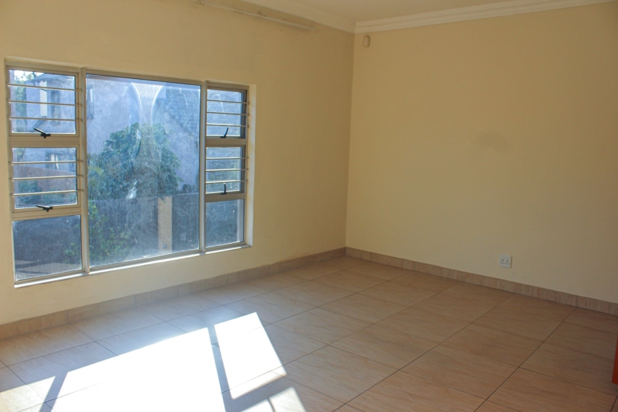 6 Bedroom Property for Sale in Eldo Village Estate Gauteng
