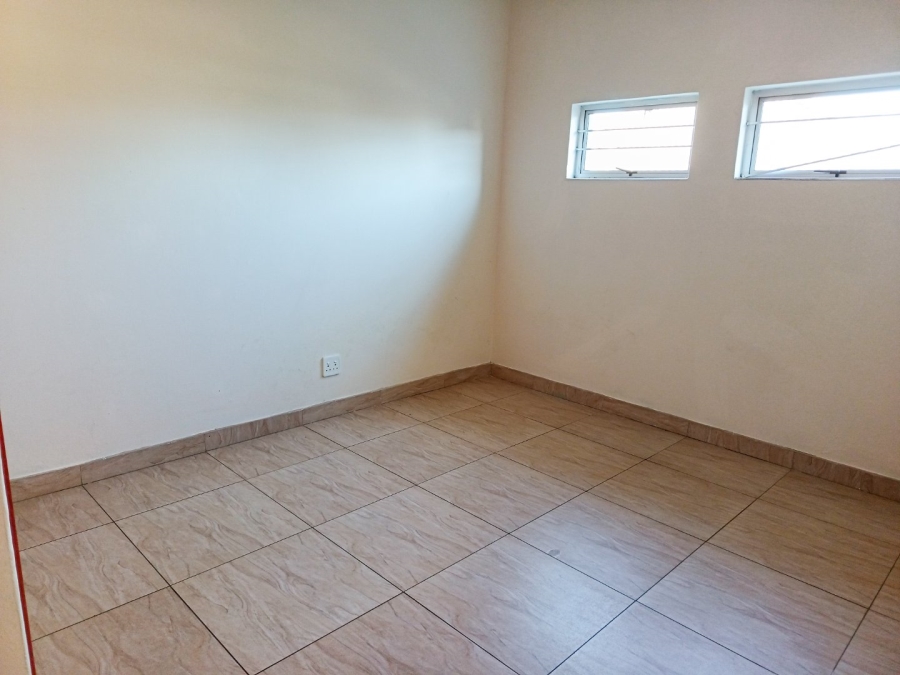 6 Bedroom Property for Sale in Eldo Village Estate Gauteng