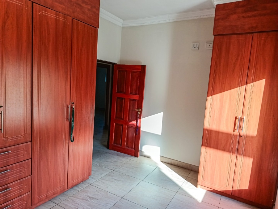 6 Bedroom Property for Sale in Eldo Village Estate Gauteng