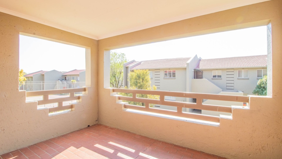 2 Bedroom Property for Sale in Eden Glen Gauteng