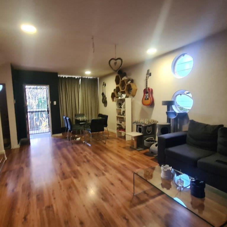 To Let 3 Bedroom Property for Rent in Val de Grace Gauteng