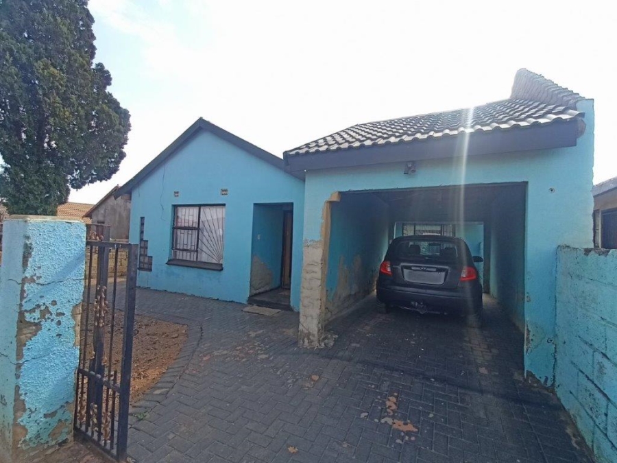 3 Bedroom Property for Sale in Sebokeng Zone 16 Gauteng