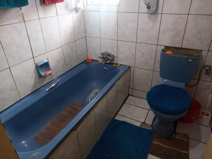 3 Bedroom Property for Sale in Sebokeng Zone 16 Gauteng