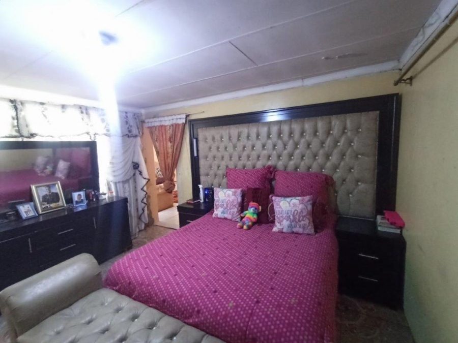 3 Bedroom Property for Sale in Sebokeng Zone 16 Gauteng