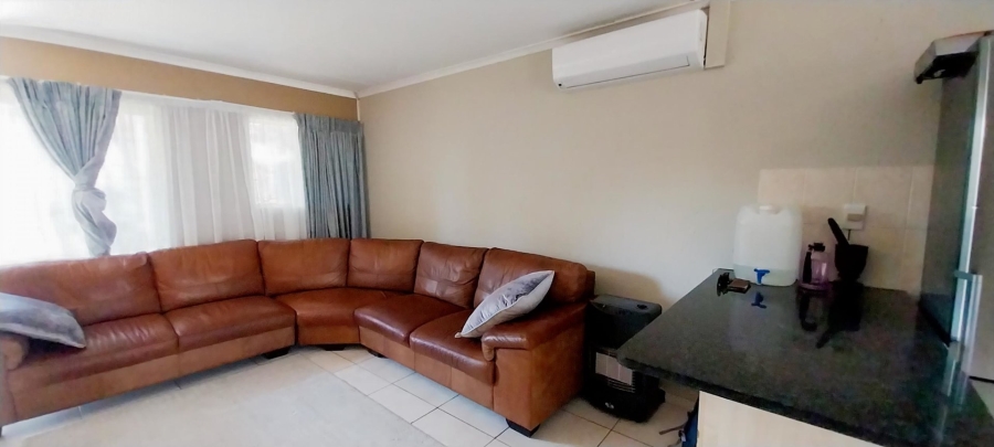 3 Bedroom Property for Sale in Greenstone Hill Gauteng