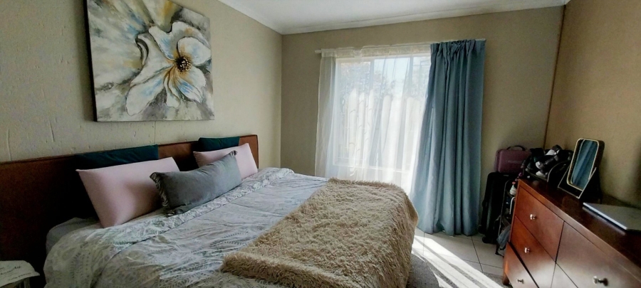 3 Bedroom Property for Sale in Greenstone Hill Gauteng