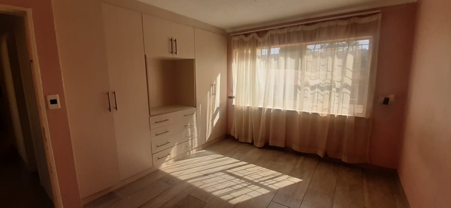 3 Bedroom Property for Sale in Gleneagles Gauteng
