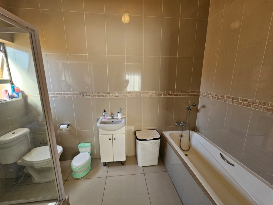 3 Bedroom Property for Sale in Winchester Hills Gauteng